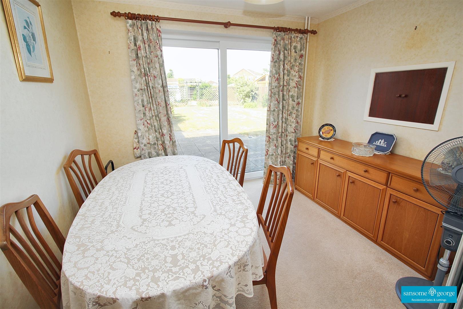 Warborough Avenue, Tilehurst, Reading
